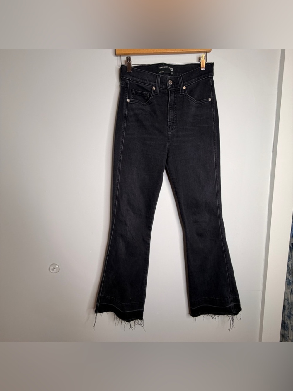 Veronica Beard Carson Ankle Flare High-Rise Flare Jeans 29